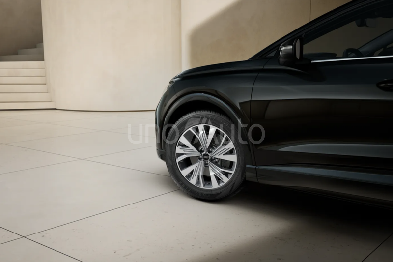 Q4 e-tron 40 Advanced 150kW 63KWh