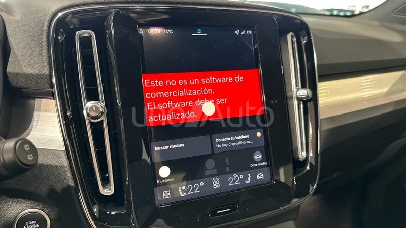 XC40 2.0 B3 MHEV CORE DCT 163 5P