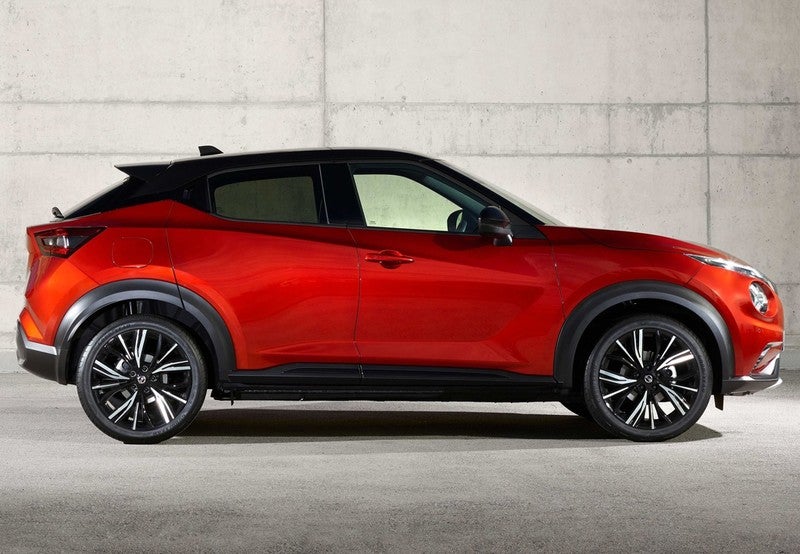 Juke 1.6 Hybrid N-N-Design Black Auto