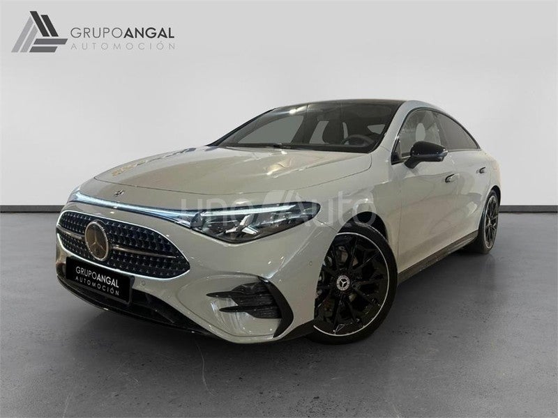 CLASE CLA 180 con tecnología híbrida