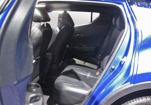 C-HR 125H Advance