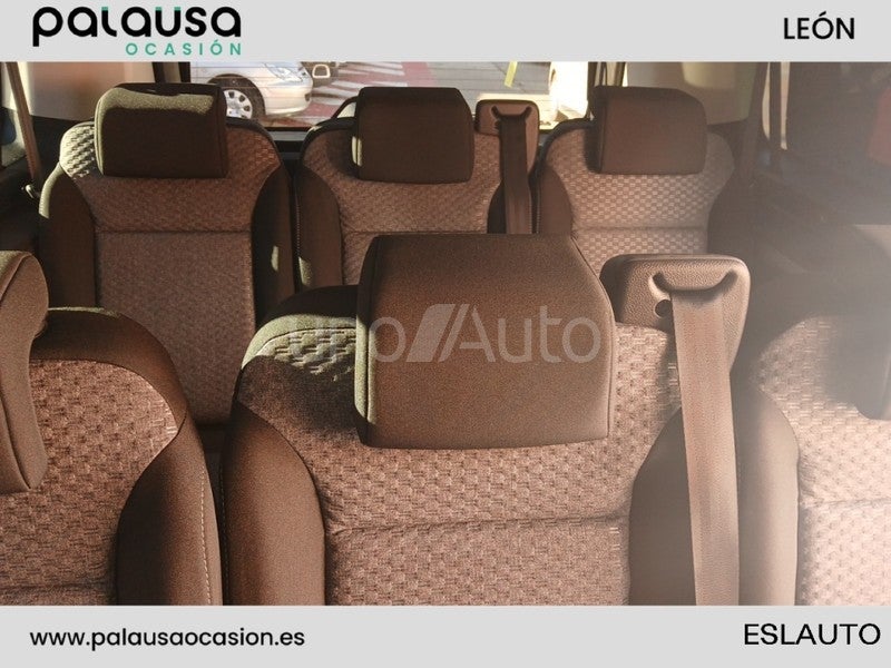 Zafira 2.0 D AT8 180