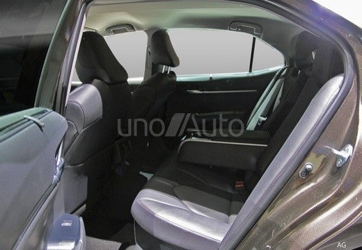 Camry Híbrido Advanced Aut.