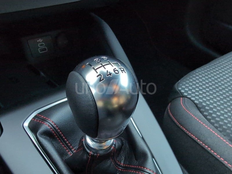 1.0 Ecoboost MHEV 114kW ST-Line X Auto