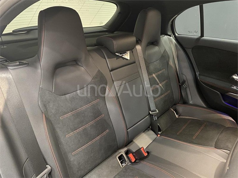 CLASE A 250 e con tecnología híbrida EQ