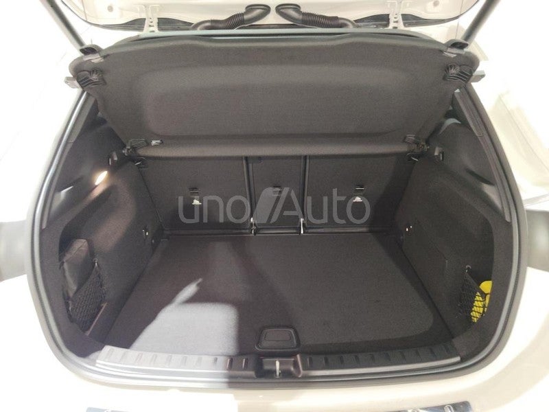 CLASE GLA 250 e con tecnología híbrida EQ