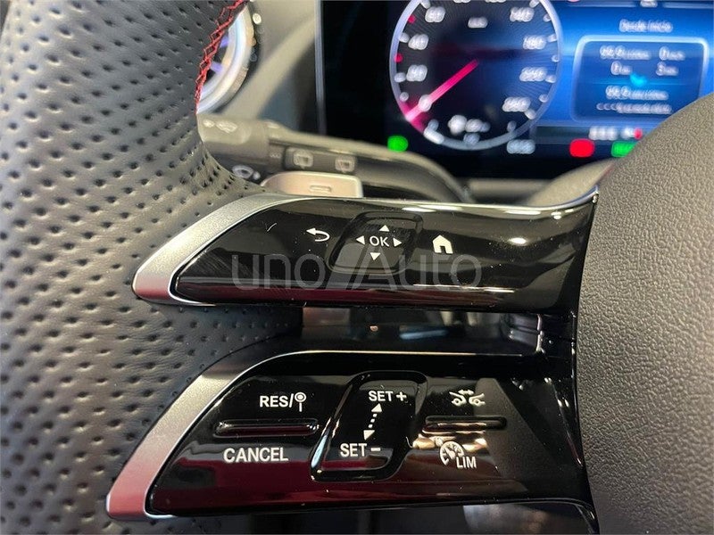 CLASE GLA 250 e con tecnología híbrida EQ