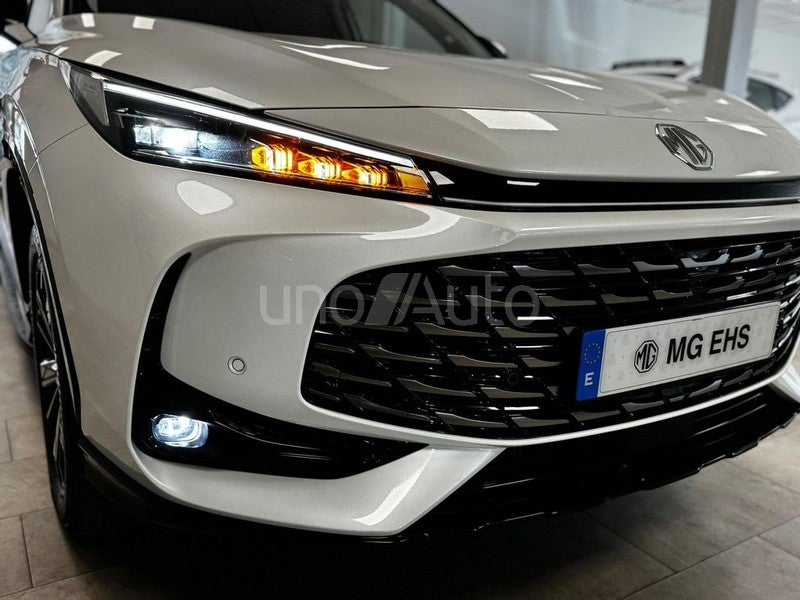 MG HS 1.5T-GDI PHEV Luxury