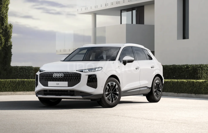 Q3 e-hybrid Advanced S tronic 200kW