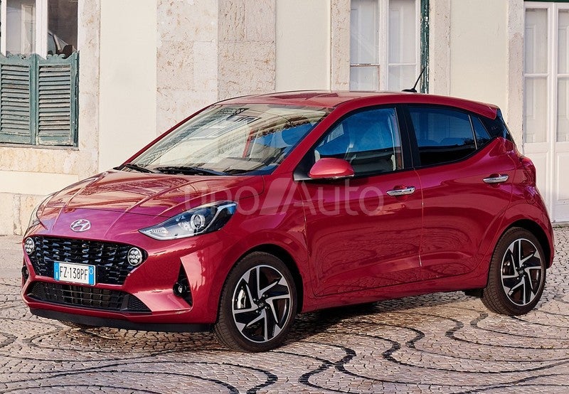 HYUNDAI i10