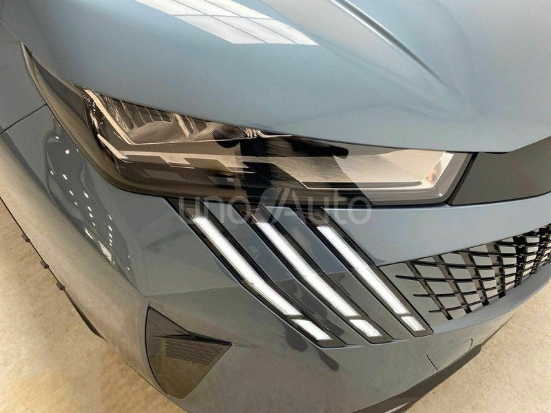 Hybrid 1.2 100KW Allure eDCS6