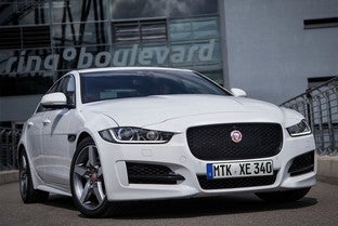 JAGUAR XE 2.0i4D S RWD Aut. 180