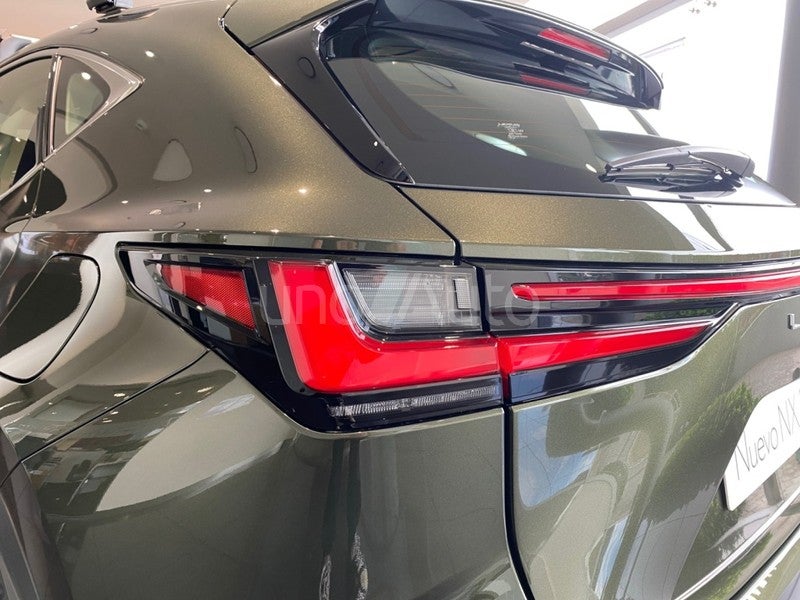 NX 350h Premium+ 2WD