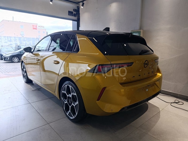 Astra 1.2T XHT Hybrid eDCT6 S/S Ultimate 145