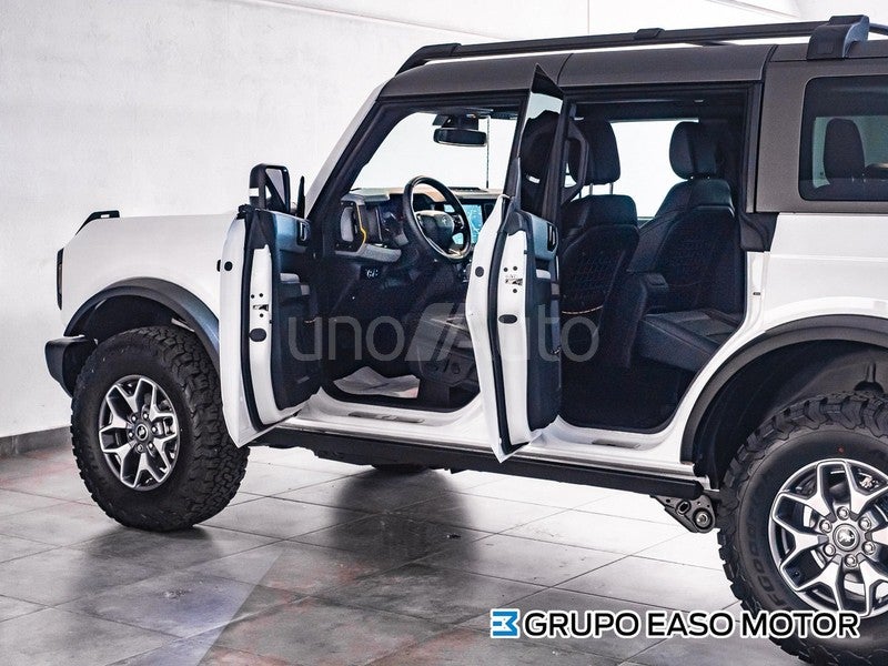 Bronco 2.7 EcoBoost V6 Badlands 335 Auto.