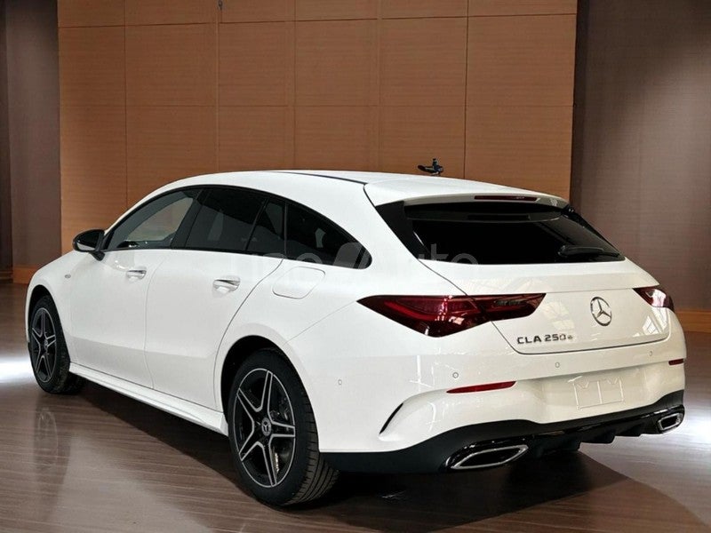 CLA Shooting Brake 250e 8G-DCT