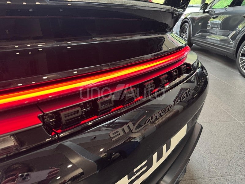 911 Carrera 4 GTS