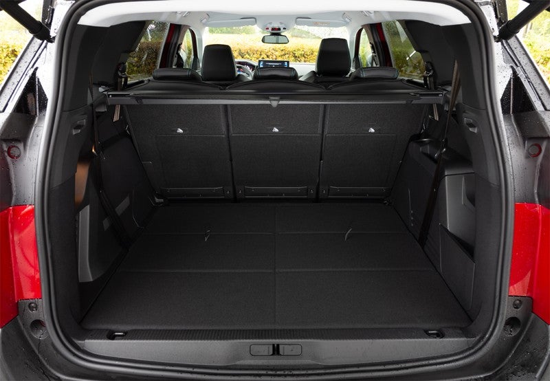 PEUGEOT 5008 SUV
