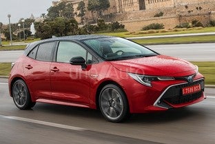 TOYOTA Corolla Sedán 140H Eco