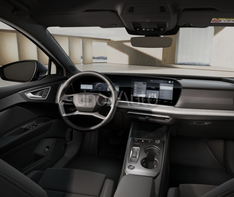 Q4 e-tron performance Advanced 210kW 82KWh