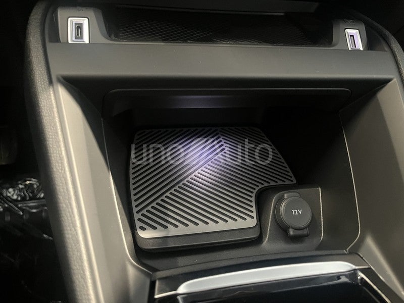 C4 X Hybrid Business Edition eDSC6 145