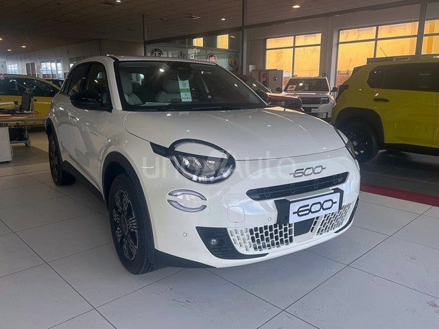 600 1.2 MHEV DDCT 74kW