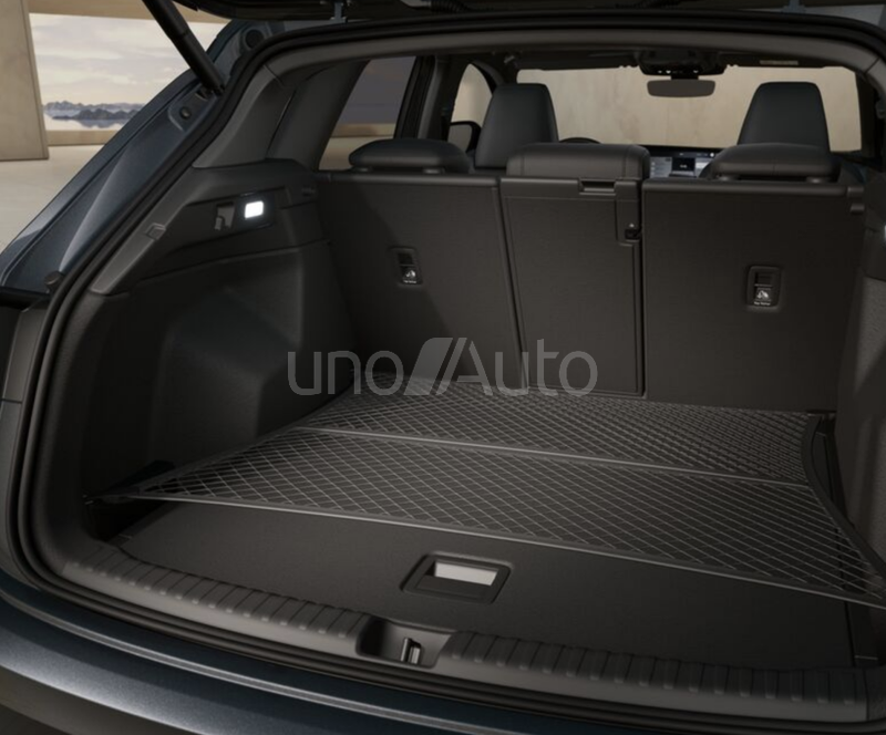 Q4 e-tron performance Advanced 210kW 82KWh