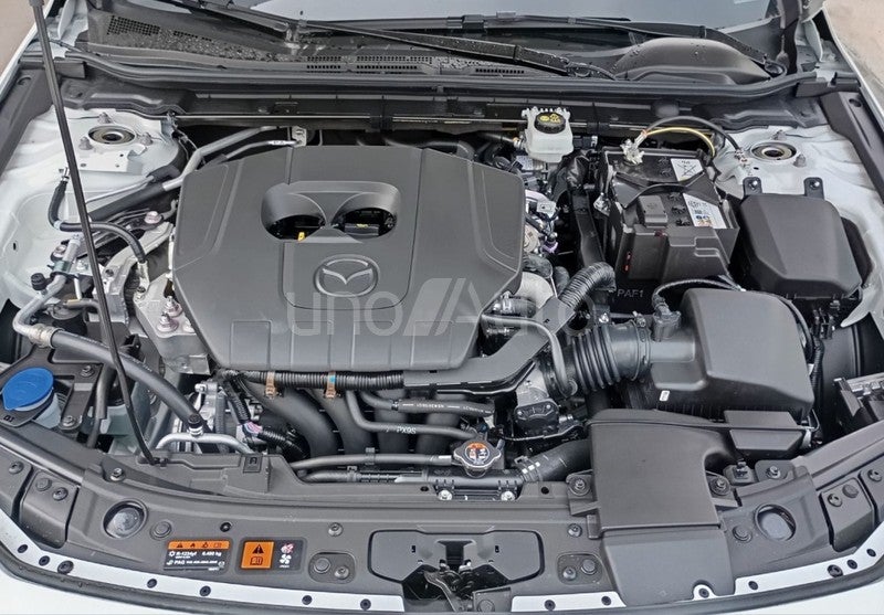 Mazda3 Sedán 2.5 e-Skyactiv-G Prime-line 103kW