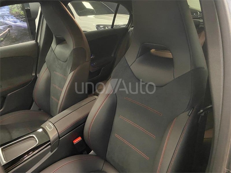 CLASE A 250 e con tecnología híbrida EQ