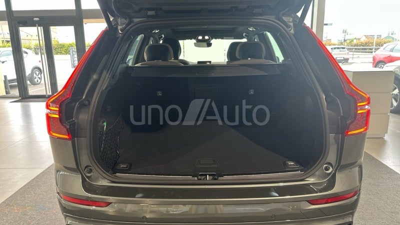 XC60 2.0 B5 P MHEV ULTRA DARK AUTO 4WD 250 5P