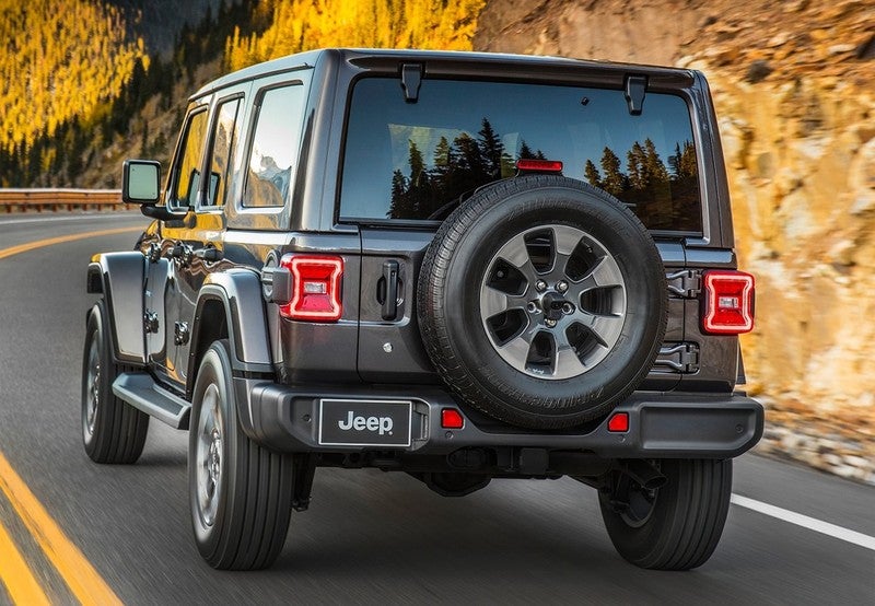 Wrangler Unlimited 2.0T GME Sahara 8ATX