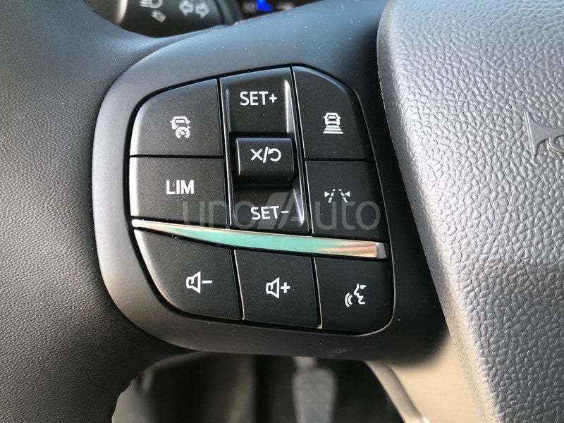 Tourneo Courier 1.0 Ecoboost Titanium