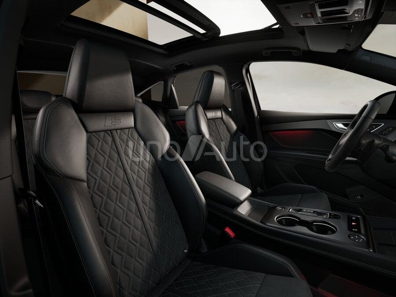 Q4 e-tron Sportback performance Black line 210kW 82KWh