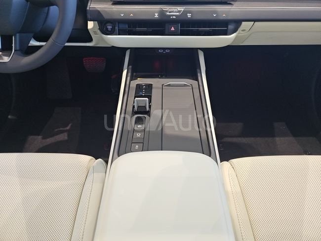 300h Signature FWD
