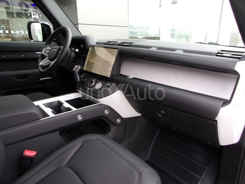 Defender 110 3.0D l6 MHEV S AWD Aut. 250