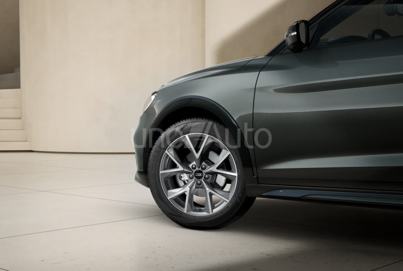 A1 Allstreet 30 TFSI Adrenalin