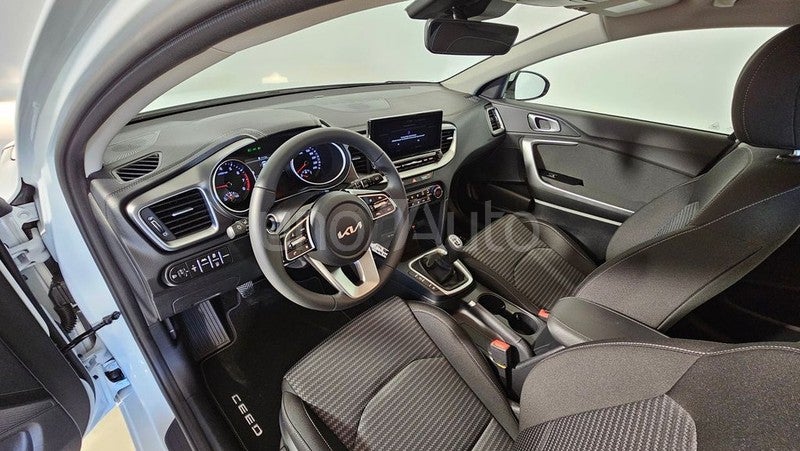 Ceed 1.0 T-GDI Drive 100