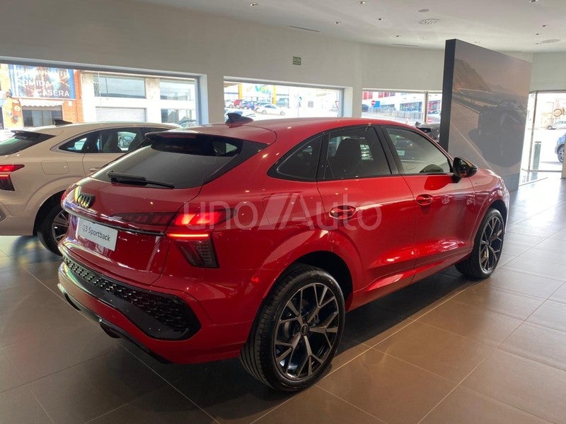 Q3 Sportback e-hybrid Black line S tronic 200kW