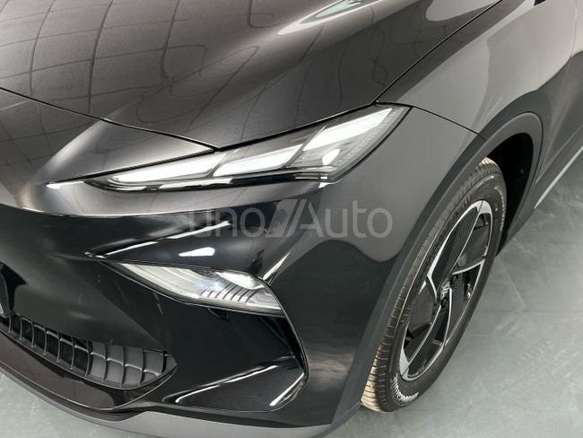 64kWh Luxury