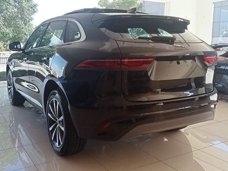 F-Pace 2.0D l4 MHEV R-Dynamic S Aut. AWD 204