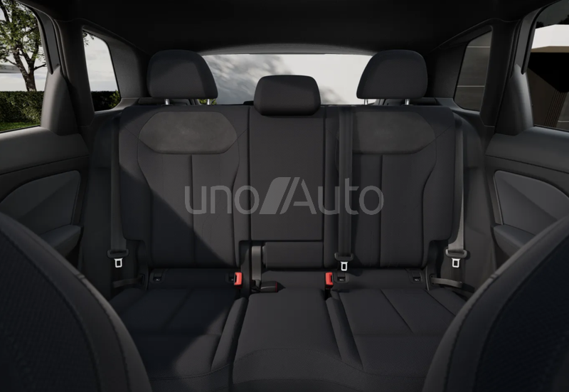 Q3 e-hybrid S Line S tronic 200kW
