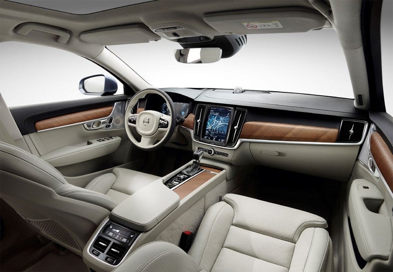 VOLVO V90
