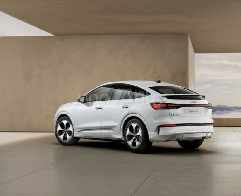 Q4 e-tron Sportback S line 150kW 63KWh