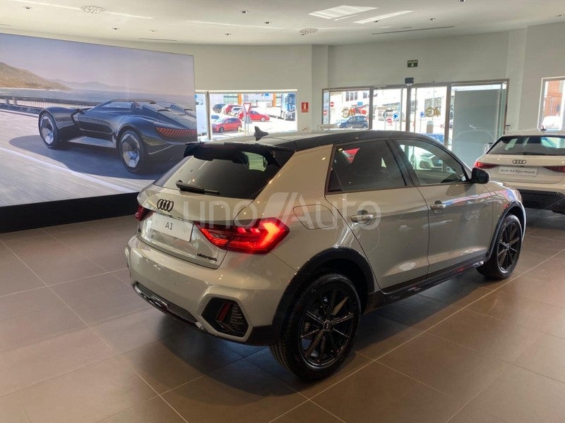 A1 Allstreet 30 TFSI Adrenalin Black Edition 85kW