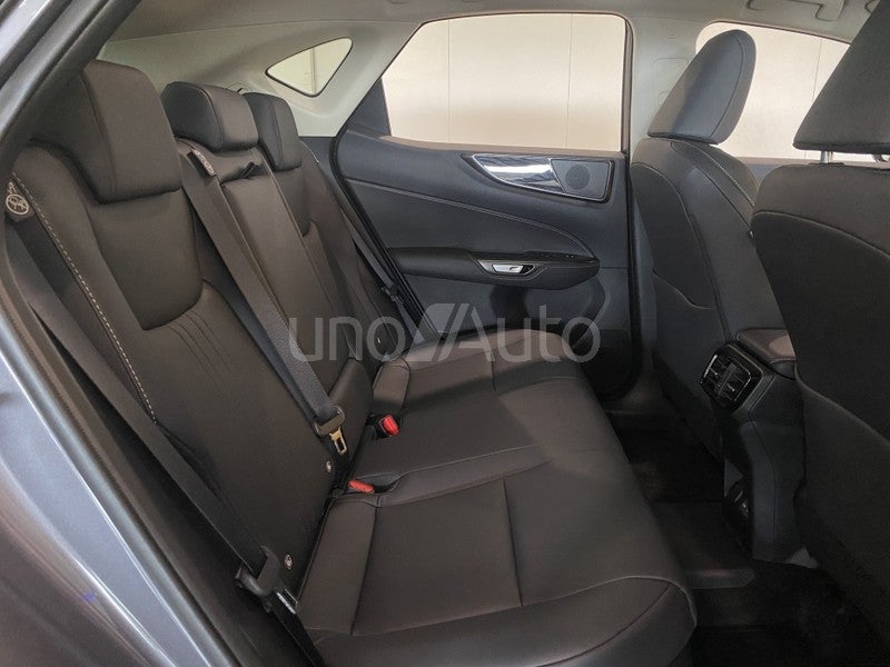 NX 450h+ Premium+ 4WD