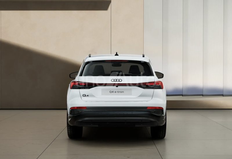 Q4 e-tron 45 Genuine edition 210kW 82KWh