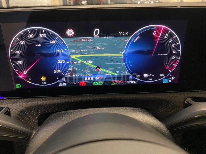 CLASE A 250 e con tecnología híbrida EQ