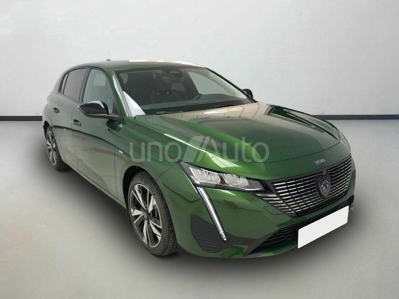 5P Allure Hybrid PHEV 180 eEAT8