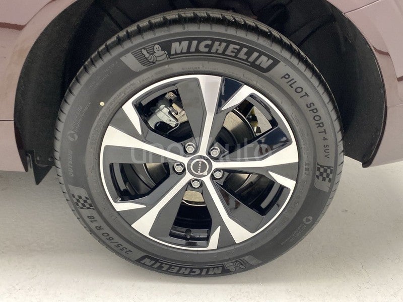 2.0 B5 G MHEV Core Auto AWD