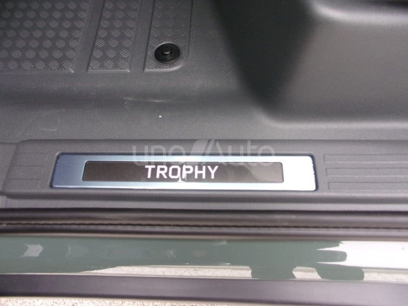 Defender 110 3.0D l6 MHEV Trophy Edition Keswick AWD Aut.